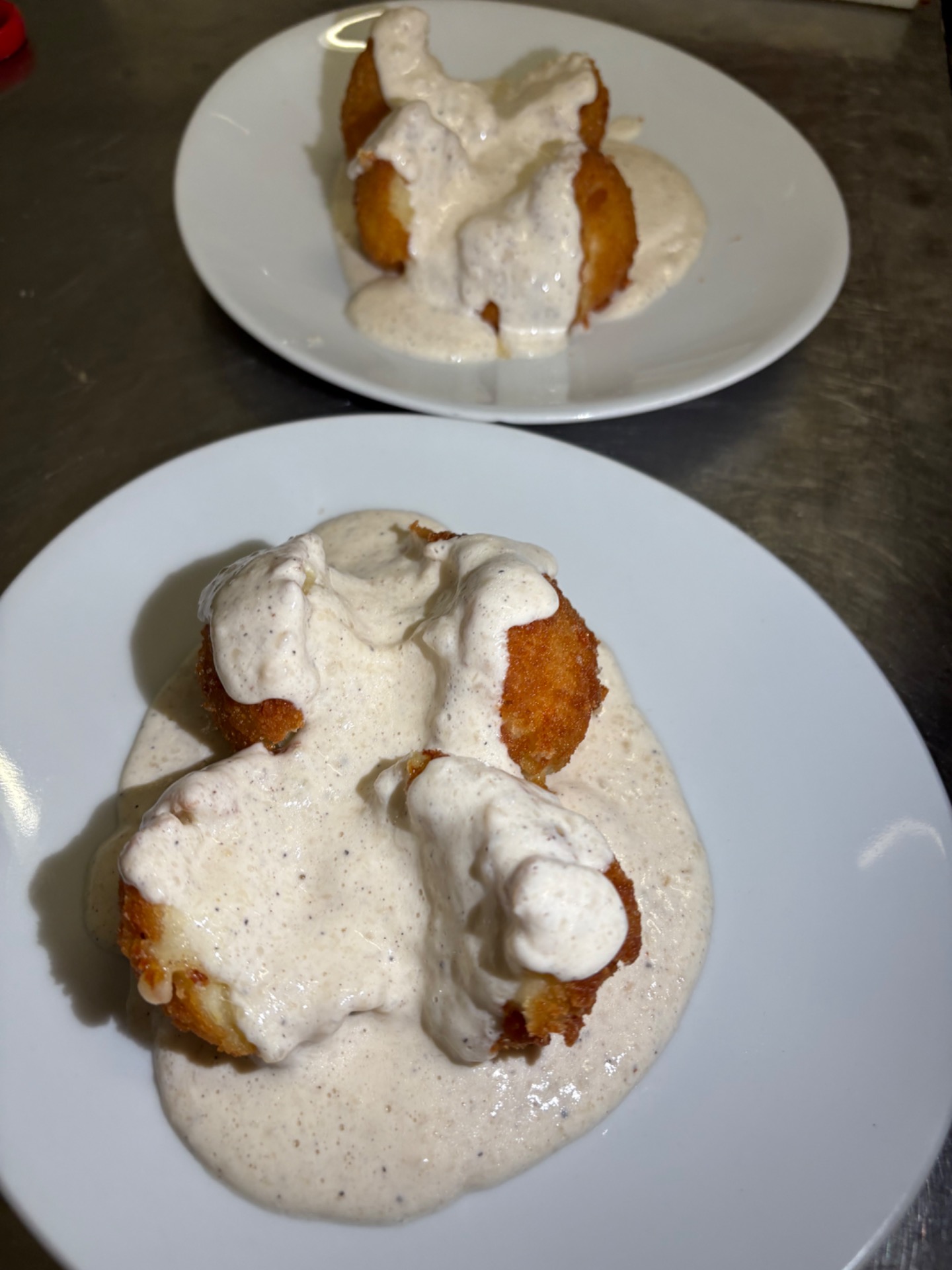 CROCCHÈ CON FONDUTA DI CACIO E PEPE