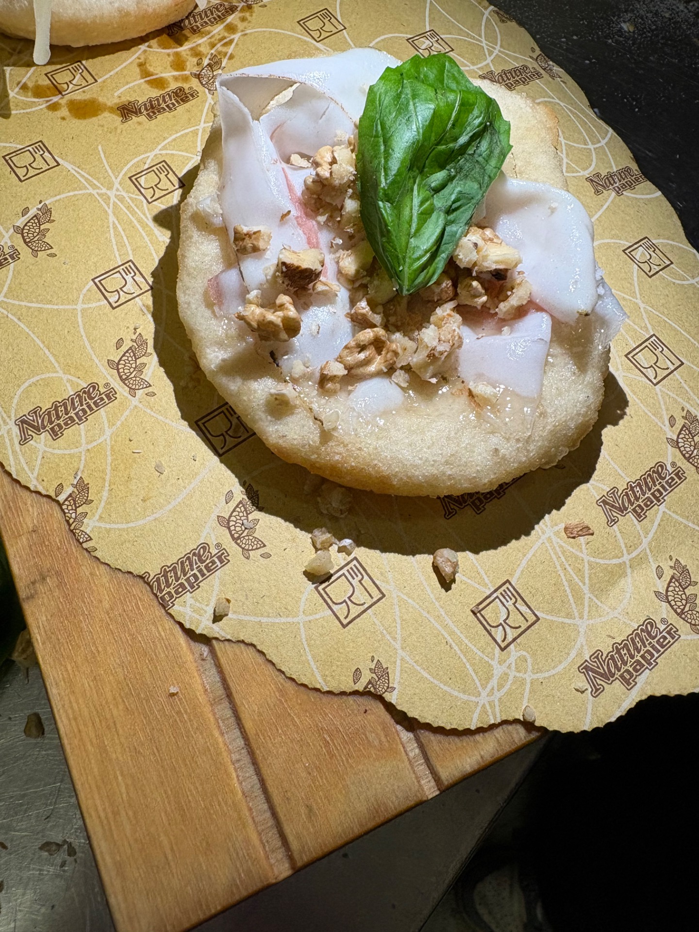 MONTANARINA CON LARDO DI COLONNATA E GHERIGLI DI NOCI
